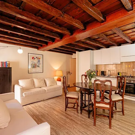 Maison Delle Fratte At Spanish Steps *