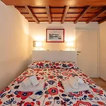 Appartamento Maison Delle Fratte At Spanish Steps *